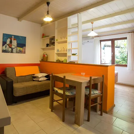 Oberhalb Voloscas Gelegene Moderne *